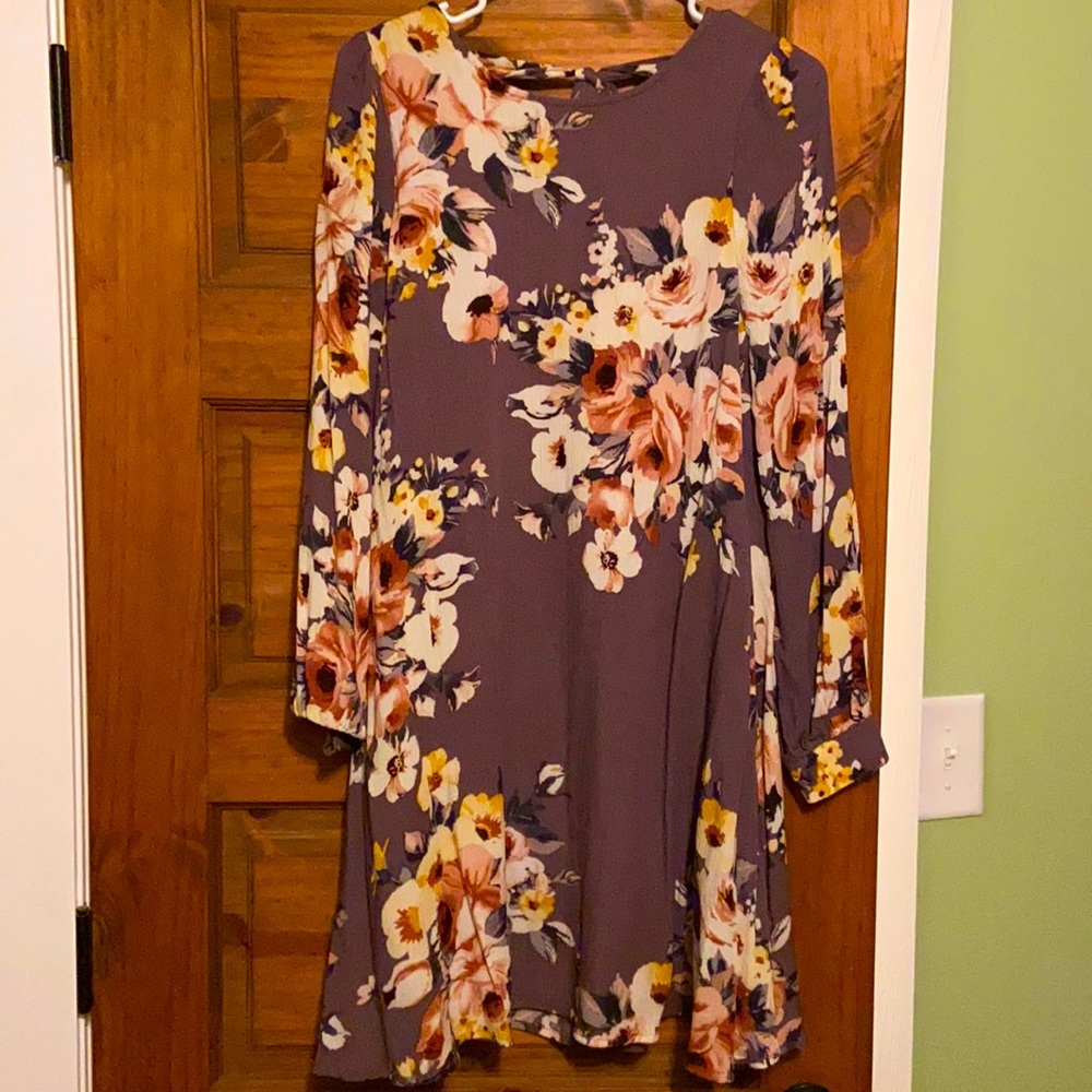 Size small knee length floral dress